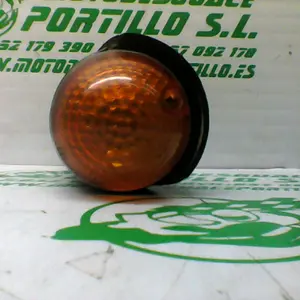 Foto de Intermitente trasero derecho Aprilia COMPAY 125 referencia 158-21-29393 foto 3