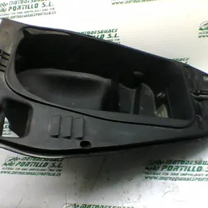 Foto de Porta-casco Gilera NEXUS 500 04 referencia 15-21-28845 foto 10