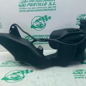 Foto de Deposito gasolina Piaggio LIBERTY 125 - 05-08 referencia 294-23-45110 foto 13