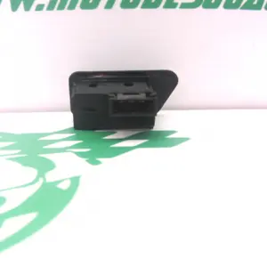 Foto de Interruptor de intermitente Honda PS 125 referencia 106-24-47780 foto 11