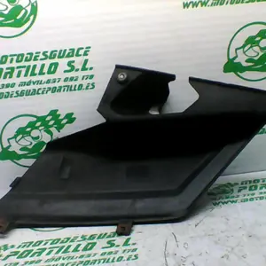 Foto de Quilla derecha Yamaha XMAX 250 referencia 213-19-37423 foto 9