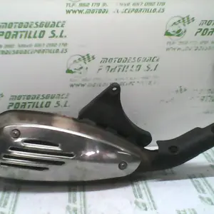 Foto de Tubo de escape Piaggio LIBERTY 125 - 05-08 referencia 250-23-48550 foto 4