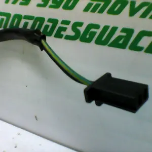 Foto de Sensor de freno trasero Kymco VENOX 250 referencia 257-19-39695 foto 13