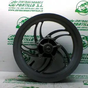 Foto de Llanta trasera Piaggio FLY 125 3V referencia 456-22-41268