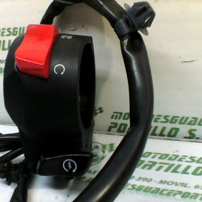 Foto de Piña derecha Honda CBR650 FA referencia 104-18-13348