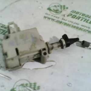 Foto de Motor puerta trasera Piaggio X8 125 referencia 86-19-18641 foto 1