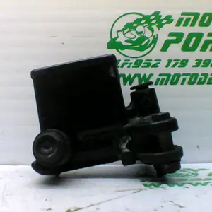 Foto de Bomba de freno trasero Sym JOYMAX 300I referencia 305-21-31720 foto 2