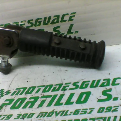 Foto de Reposapies trasero izquierdo Kawasaki Vulcan 500 referencia 81-17-26331
