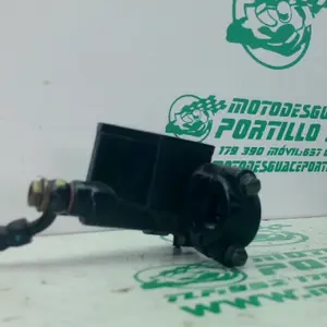 Foto de Bomba de freno delantero Peugeot TWEET 125 15-18 referencia 111-18-49139 foto 27