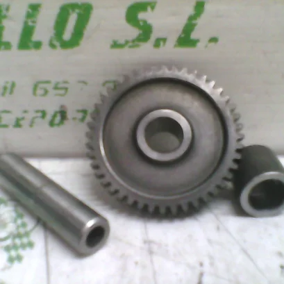 Foto de Piñón del motor de arranque Suzuki MARAUDER 125I referencia 227-18-15634