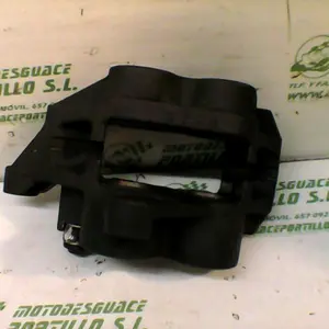 Foto de Pinza de freno delantera derecha Yamaha TMAX 530 12-15 referencia 218-18-15426 foto 2
