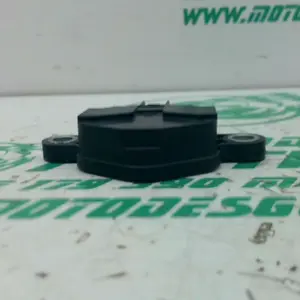 Foto de Sensor de caída Honda CB 500XA referencia 415-23-47887 foto 1