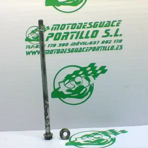 Foto de Eje de rueda delantera Yamaha Jog RR 50 referencia 153-16-26540 foto 3