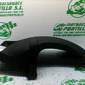 Foto de Guardabarro trasero Vespa GT 200 L referencia 138-22-34386 foto 3