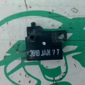 Foto de Sensor de freno delantero Honda PS 125 referencia 106-24-47723 foto 6
