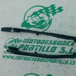 Foto de Guia cadena Honda CB 500XA referencia 415-23-47873