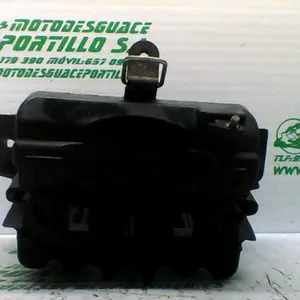 Foto de Caja batería Peugeot CITYSTAR 50 referencia 42-23-42067 foto 4