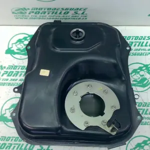 Foto de Deposito gasolina Honda PS 125 referencia 384-23-46425 foto 15