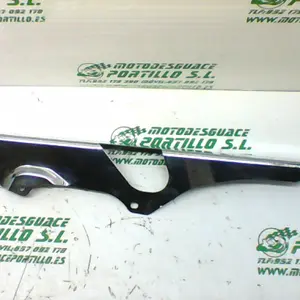 Foto de Cubre cadena Kymco VENOX 250 referencia 154-19-20921 foto 8