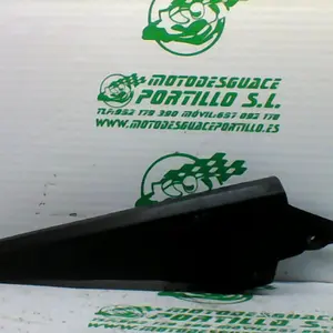 Foto de Cubre cadena Suzuki gsx 750 f referencia 165-22-37248 foto 3
