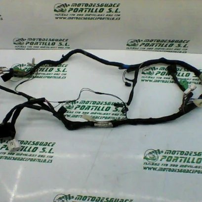 Foto de Instalación electrica Suzuki Marauder 125 referencia 46-19-17636