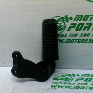 Foto de Estribera trasera izquierda con reposapies Yamaha X MAX 125 referencia 304-21-31455 foto 2