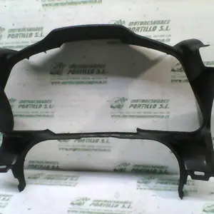 Foto de Embellecedor de cuadro de luces Honda VFR 750 referencia 138-16-10338 foto 4