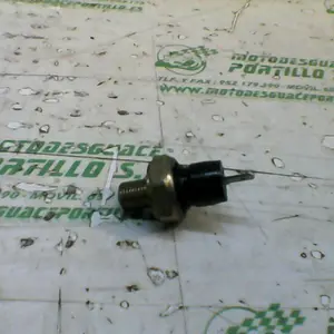 Foto de sensor de presión aceite Aprilia Sport city 250 inyeccion 09-10 referencia 161-18-14870