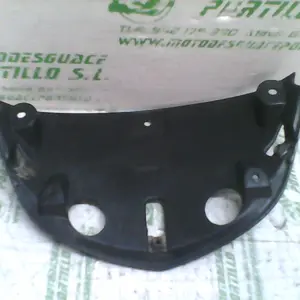 Foto de Embellecedor de cuadro de luces Kymco Yager 125 referencia 178-18-14861