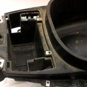 Foto de Porta-casco Piaggio X8 200 referencia 264-18-18386 foto 3