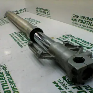 Foto de Barra horquilla izquierda Hyosung aquila 650 i referencia 27-19-19330 foto 1