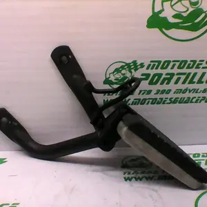 Foto de Estribera trasera izquierda con reposapies Honda SH 125 referencia 58-22-33741 foto 7
