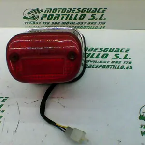 Foto de Piloto trasero Yamaha YBR 125 i referencia 9-17-22034 foto 3