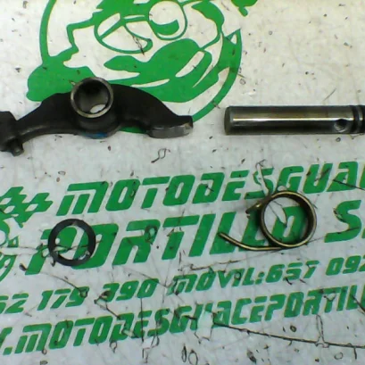 Foto de Balancines Keeway RKV 125 referencia 326-22-42358