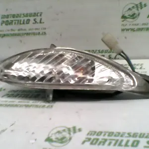 Foto de Intermitente delantero derecho Peugeot V clic 4T 50 referencia 58-16-7198