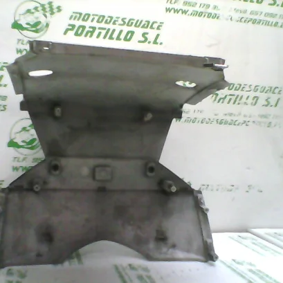 Foto de Cierre colín Keeway SILVERBLADE 125 12-13 referencia 116-17-11640