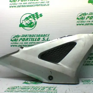 Foto de Carcasa bajo asiento derecho Honda CBF 250 referencia 180-20-33902 foto 9