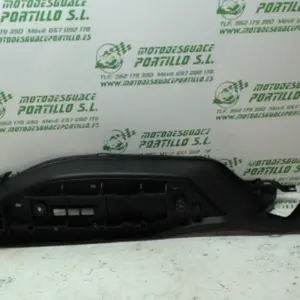 Foto de Suelo derecho Yamaha Xcity 250 referencia 366-19-37349