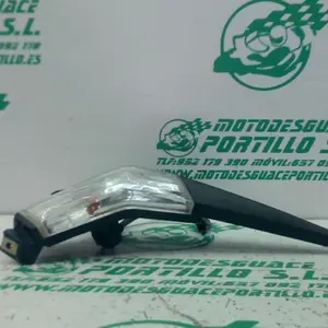 Foto de Intermitente trasero derecho Kymco MILER 125I referencia 151-24-48109