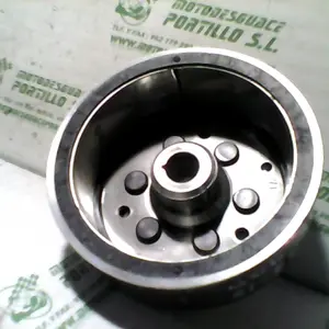 Foto de Plato magnetico Suzuki Marauder 250 referencia 146-19-20968 foto 9