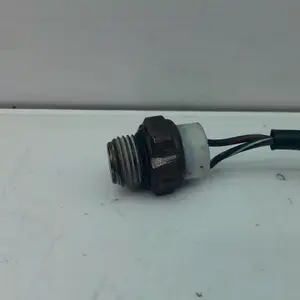 Foto de Sensor de temperatura Suzuki BURGMAN 200 I referencia 423-22-44582