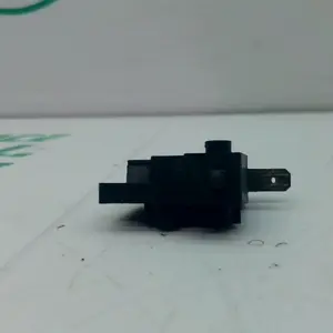 Foto de Sensor de freno delantero Suzuki BURGMAN 200 I referencia 423-22-44602