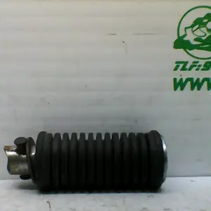 Foto de Reposapies trasero derecho Suzuki Marauder 250 referencia 193-21-33296 foto 5