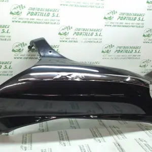 Foto de Carcasa lateral trasera derecha Piaggio X8 125 referencia 86-19-18618 foto 5