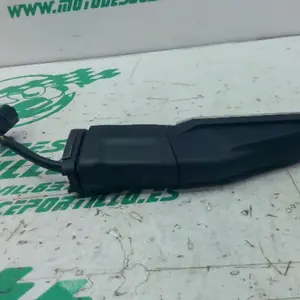 Foto de Intermitente delantero izquierdo Kawasaki Z 900 referencia 6-24-47511 foto 2