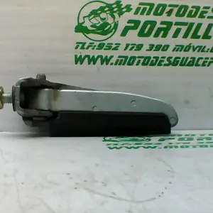 Foto de Reposapies trasero izquierdo Gilera NEXUS 500 04 referencia 15-21-28265 foto 6