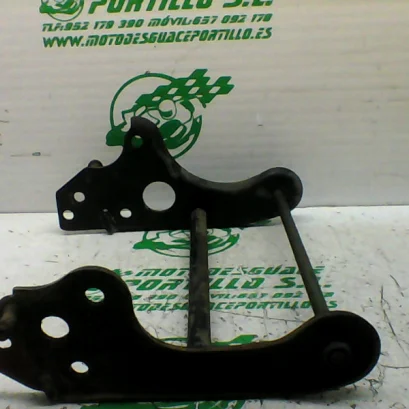 Foto de Soporte de motor Yamaha FLAME 125R 97-00 referencia 57-23-43298
