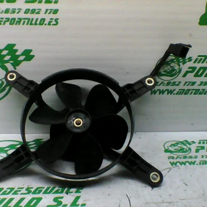 Foto de Ventilador del radiador Kymco Bet & win 250 referencia 256-18-30661