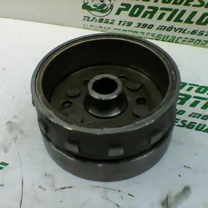 Foto de Plato magnetico Yamaha YBR 125 i referencia 118-19-19579 foto 4