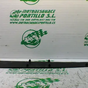 Foto de Alfombrilla izquierda Kymco super dink 300 i referencia 113-23-43379